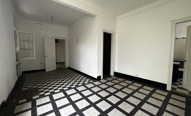 3 ambientes casa VENTA Lomas de Zamora