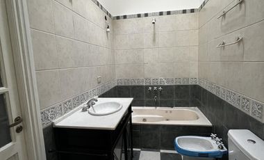 3 ambientes casa VENTA Lomas de Zamora