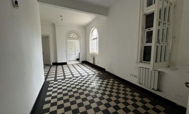 3 ambientes casa VENTA Lomas de Zamora