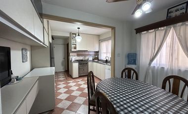 Departamento en el centro de lomitas!