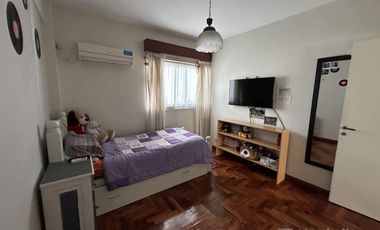 Departamento en el centro de lomitas!