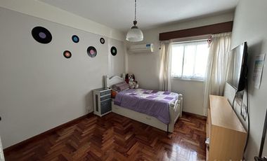 Departamento en el centro de lomitas!
