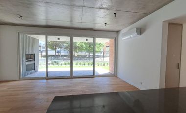 CASA LIVING - Departamento en venta en Las Lomas de San Isidro.