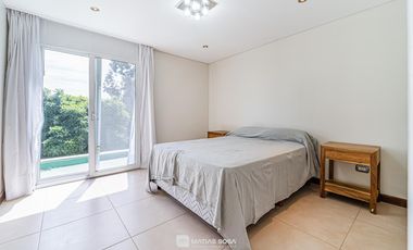 Alquiler - Casa - 4 ambientes - Moderna - Barrio Privado