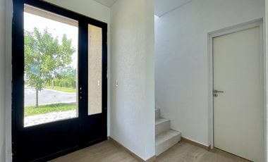 Casa en venta en Araucarias Puertos del Lago - A Estrenar