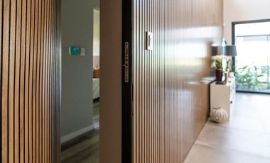 Venta casa de tres dormitorios en suite con galeria, parrillero y pileta. La Rinconada, Ibarlucea