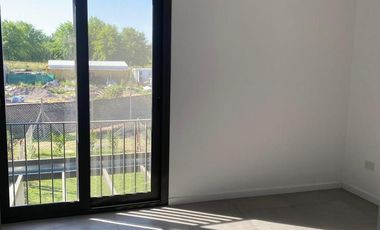 Town House en Alquiler  en Oliden Joven, Del Viso Pilar