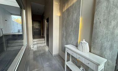Av. Rosales 800. Departamento 2 amb. en venta. Cochera. Apto crédito.