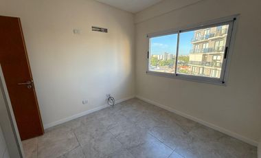 Av. Rosales 800. Departamento 2 amb. en venta. Cochera. Apto crédito.