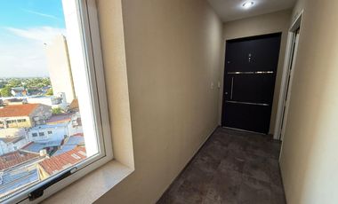 Av. Rosales 800. Departamento 2 amb. en venta. Cochera. Apto crédito.