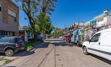 VENTA/PERMUTA - Local comercial - Centro, Funes