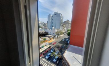 Departamento de 3 ambientes en  Belgrano 1100