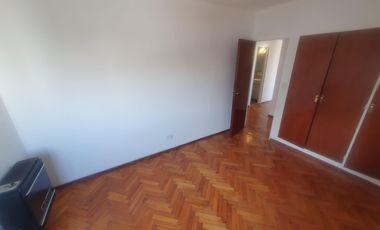 Departamento de 3 ambientes en  Belgrano 1100