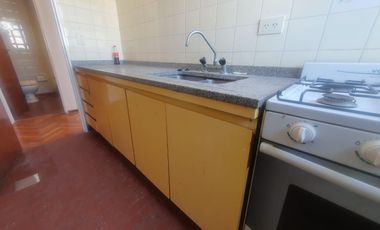 Departamento de 3 ambientes en  Belgrano 1100