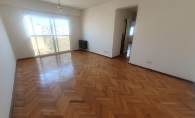Departamento de 3 ambientes en  Belgrano 1100