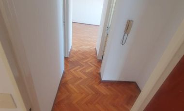 Departamento de 3 ambientes en  Belgrano 1100