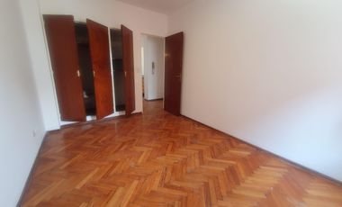 Departamento de 3 ambientes en  Belgrano 1100