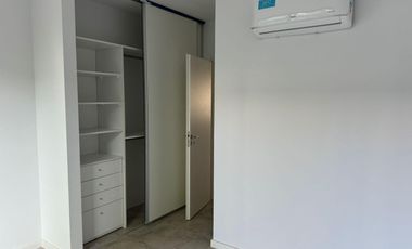 Departamento en venta en San Isidro, 3 ambientes con cochera doble.
