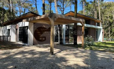 Casa en Carilo