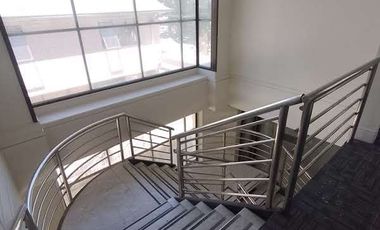 Local Comercial en Arriendo en 1 NORTE 633