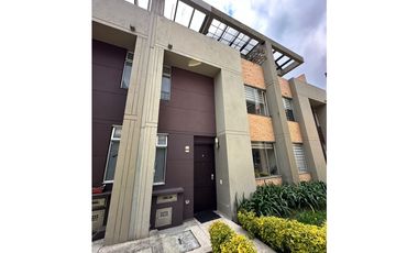 CONJUNTO RESIDENCIAL WAYRA CODIGO 1071