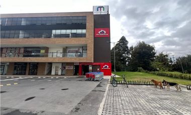 CENTRO COMERCIAL MERIDIANO CÓDIGO 1080