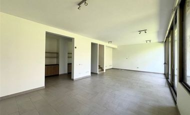 Duplex atípico en Vitacura