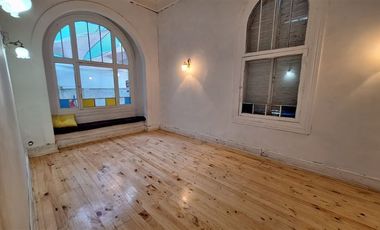 Casa en Venta en Irarrazaval / metro Monseñor Eyzaguirre