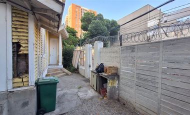 Casa en Venta en Irarrazaval / metro Monseñor Eyzaguirre