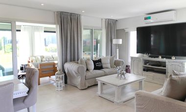 Casa en Venta - San Lucas