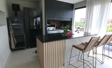 Casa en Venta - San Lucas