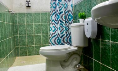 Casa Residencial Céntrica con Alberca en VENTA en Lomas Vista Hermosa Colima