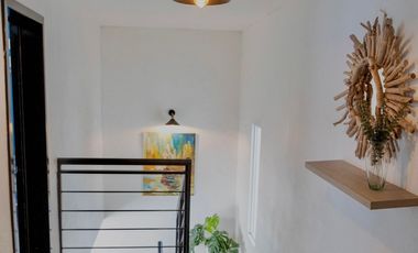 Casa Residencial Céntrica con Alberca en VENTA en Lomas Vista Hermosa Colima