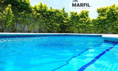 Casa Residencial Céntrica con Alberca en VENTA en Lomas Vista Hermosa Colima