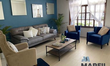 Casa Remodelada en Venta en Lomas Verdes cerca de Av Constitución y  SAMS