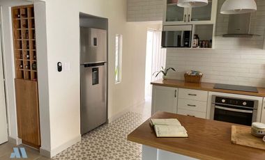 Casa Remodelada en Venta en Lomas Verdes cerca de Av Constitución y  SAMS