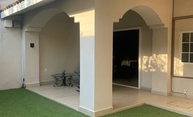 Casa Remodelada en Venta en Lomas Verdes cerca de Av Constitución y  SAMS