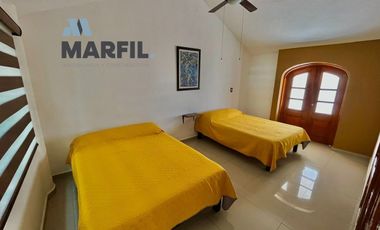 Casa en Venta con Alberca en Lomas Vista Hermosa Colima cerca Av Felipe Sevilla