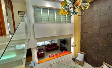 Casa en Venta con Alberca en Lomas Vista Hermosa Colima cerca Av Felipe Sevilla