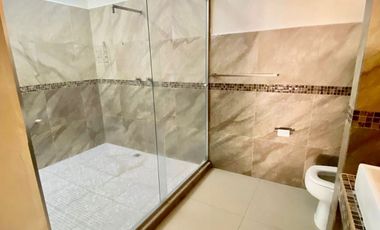 Casa en Venta con Alberca en Lomas Vista Hermosa Colima cerca Av Felipe Sevilla