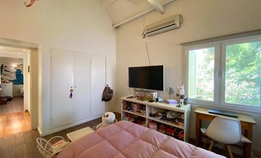 Casa venta Fisherton 3 dormitorios Pileta quincho jardin