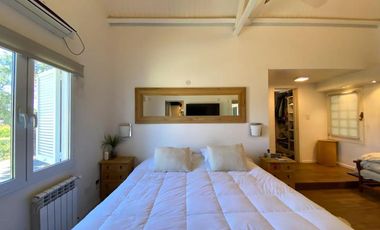 Casa venta Fisherton 3 dormitorios Pileta quincho jardin