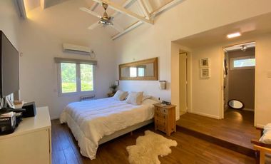 Casa venta Fisherton 3 dormitorios Pileta quincho jardin