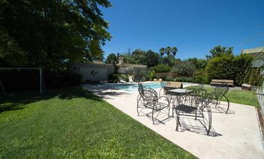 Casa venta Fisherton 3 dormitorios Pileta quincho jardin