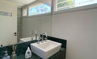 Casa venta Fisherton 3 dormitorios Pileta quincho jardin