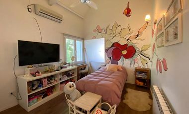 Casa venta Fisherton 3 dormitorios Pileta quincho jardin
