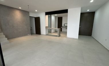 Casa en venta en Dzityá, 3 Rec con posibilidad de crecer a 4