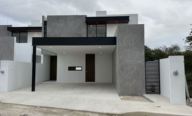 Casa en venta en Dzityá, 3 Rec con posibilidad de crecer a 4