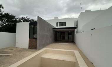 Casa en venta en Dzityá, 3 Rec con posibilidad de crecer a 4