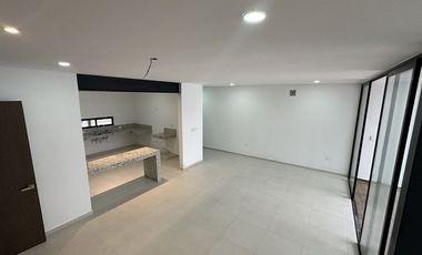 Casa en venta en Dzityá, 3 Rec con posibilidad de crecer a 4